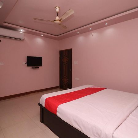 Collection O Shivanya Guest House Kakarmatha Bagian luar foto